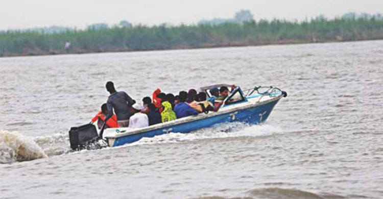 Speedboat mishap in Padma river leaves 3 fishermen dead